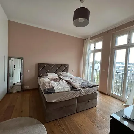 2 Rooms, Hall, Kitchen, Bathroom, 79sqm Appartamento